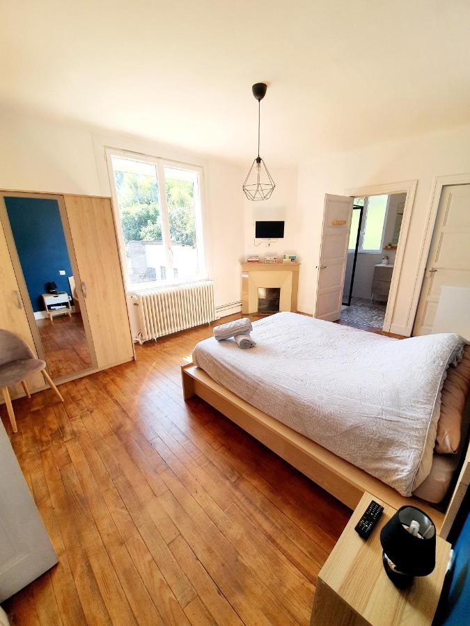 Appartement Spacieux, Wifi ,Cafe A Volonte Blaye-Les-Mines Ngoại thất bức ảnh